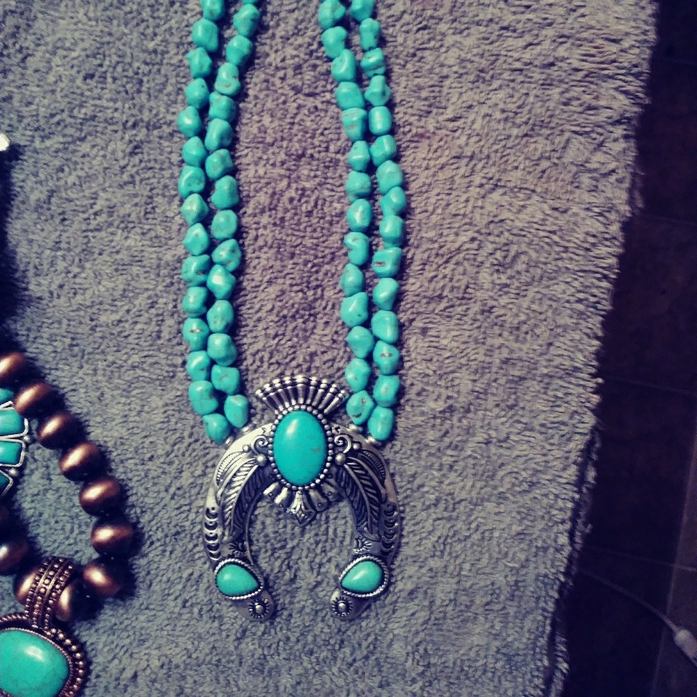 Necklace.... If you've yet to make it to to the